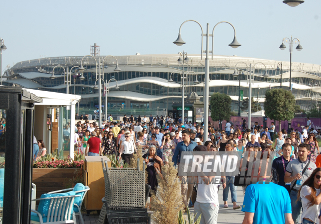 İlk Avropa Oyunlarının bağlanış mərasiminə dəqiqələr qalır. Bakı, Azərbaycan, 28 iyun 2015